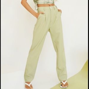 VRG girl green pants